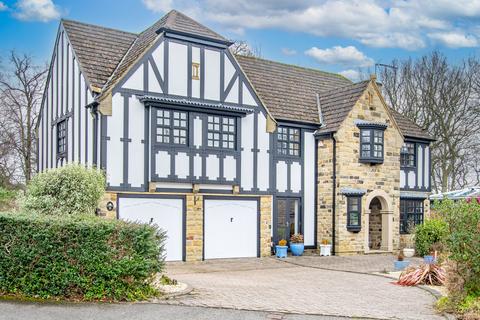 6 bedroom detached house for sale, Leeds LS16