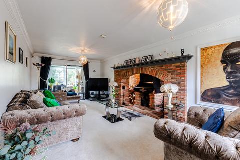 6 bedroom detached house for sale, Leeds LS16