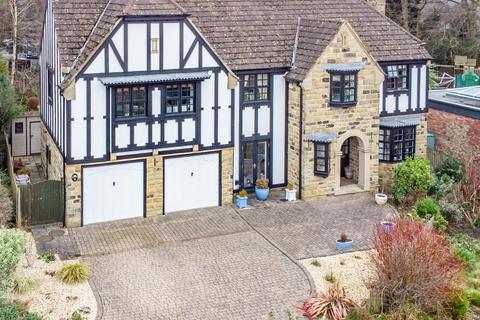 6 bedroom detached house for sale, Leeds LS16