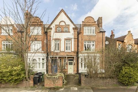 2 bedroom flat to rent, St. Margarets Road, London SE4