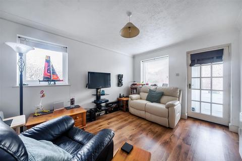undefined, Buller Close, Crowborough