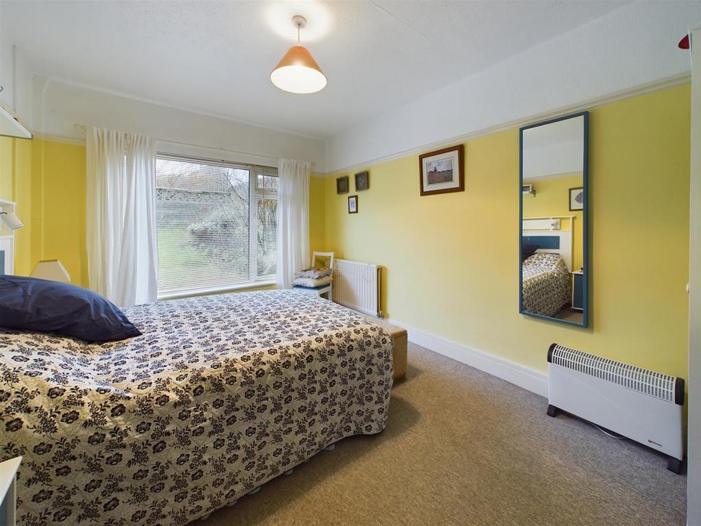 CAM03278 G0-PR0108-STILL008.jpg