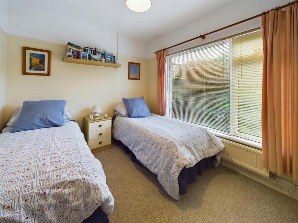 CAM03278 G0-PR0108-STILL010.jpg