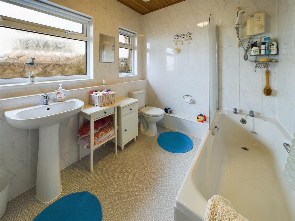 CAM03278 G0-PR0108-STILL011.jpg