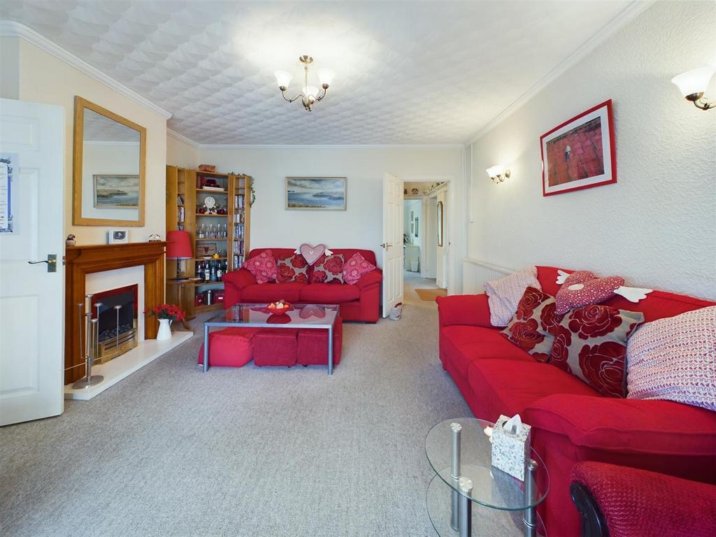 CAM03278 G0-PR0108-STILL004.jpg