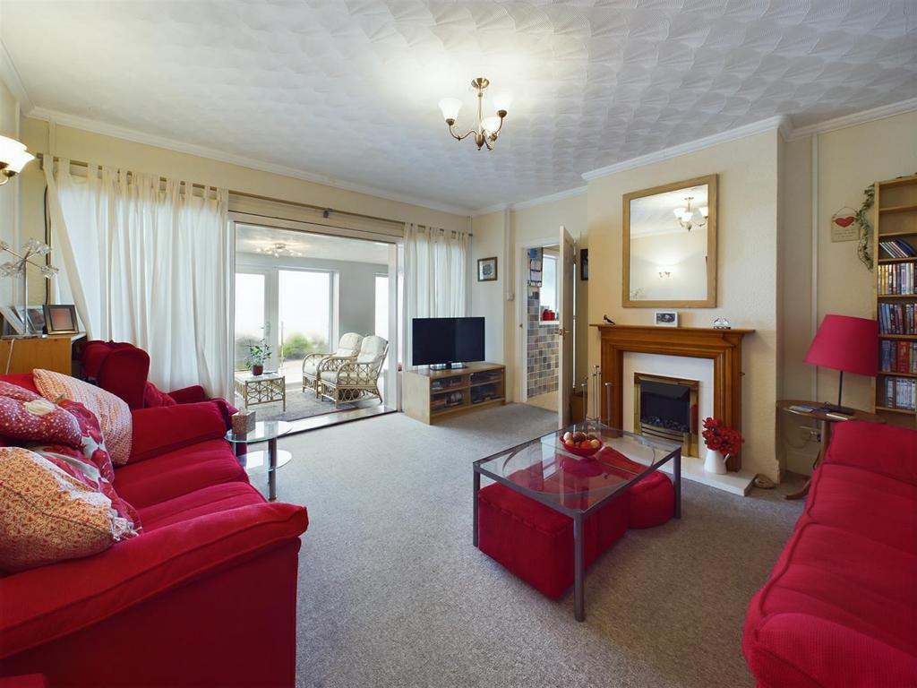 CAM03278 G0-PR0108-STILL003.jpg