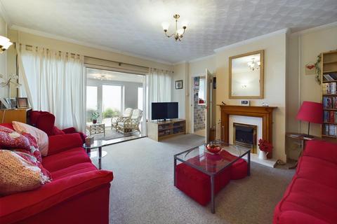 undefined, Avalon, Pointfields Crescent, Hakin