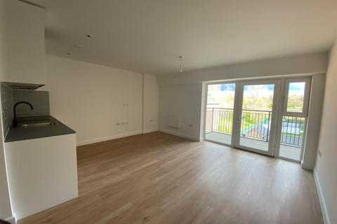 Studio to rent, London, NW9