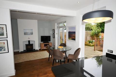 5 bedroom semi-detached house to rent, Brook Avenue, Wembley Park