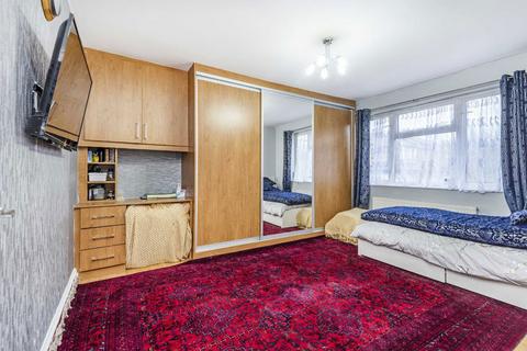 undefined, Wentworth Close, London N3