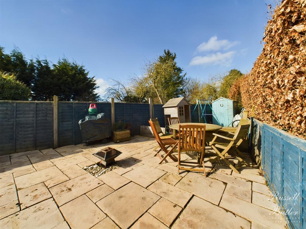 Cam02127 g0 pr0267 still026