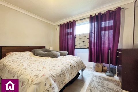 2 bedroom flat for sale, Kersal Road, Manchester M25