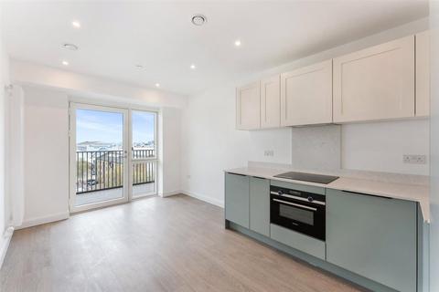 Studio to rent, Galleria House 12B, Western Gateway, London, E16