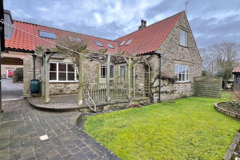 Detached house to rent, Flatts Lane, Wombleton, York