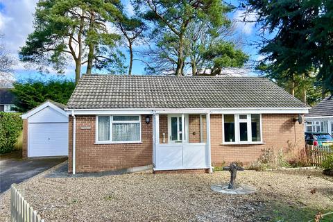 2 bedroom bungalow for sale, Merryfield Close, Christchurch BH23