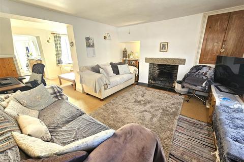 2 bedroom cottage for sale, Ford Street, Tavistock, Devon