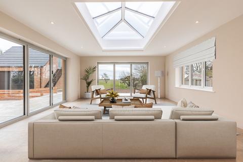 6 bedroom detached house for sale, A Thoughtfully Designed, Stunning New Home