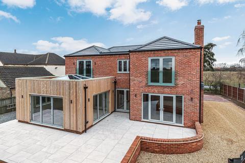 6 bedroom detached house for sale, A Thoughtfully Designed, Stunning New Home