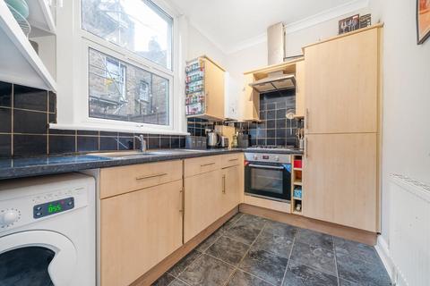 2 bedroom flat for sale, Appach Road, SW2