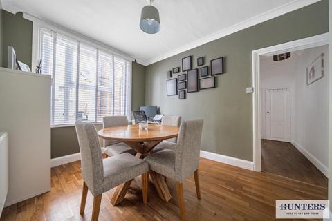 31 Queens Road, Welling, DA16 3EA