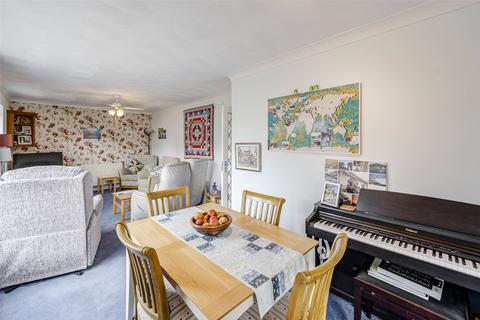 4 The Grove, Ferring, Worthing, BN12 5JA