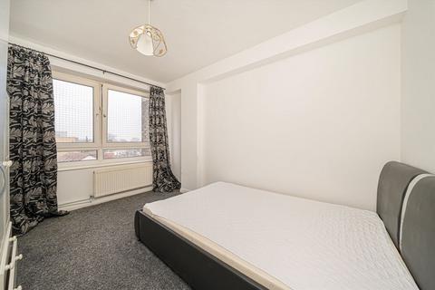 2 bedroom flat for sale, Hampton Road West, Feltham TW13