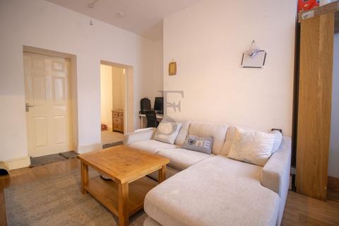 1 bedroom apartment for sale, De Montfort Court, Stoneygate