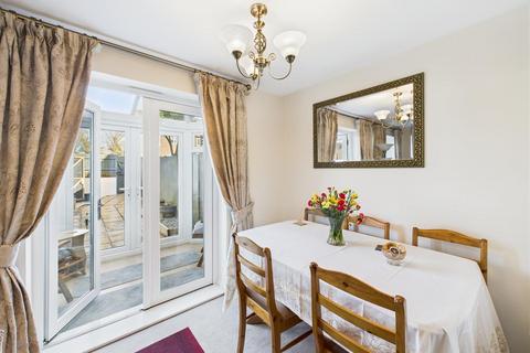 15 Cavendish Crescent, Newquay, TR7 3DS