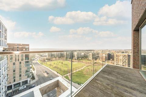 2 bedroom flat for sale, Kidbrooke Park Road, London SE3