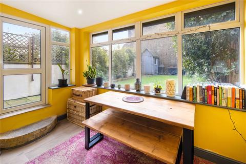 288a Burdett Road, London, E14 7DQ