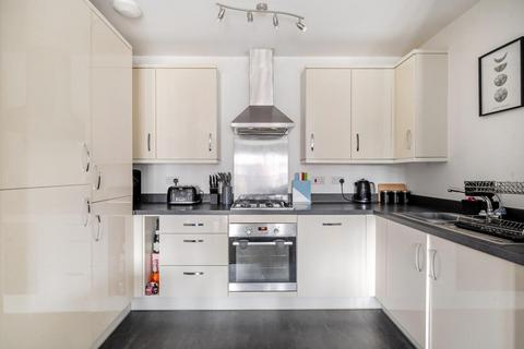 2 bedroom apartment for sale, Centrifuge Way, Farnborough GU14