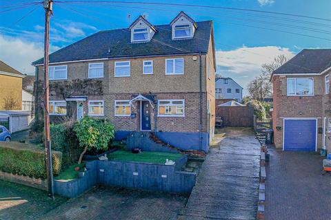 4 bedroom semi-detached house for sale, Mountfield Road, Hemel Hempstead, HP2