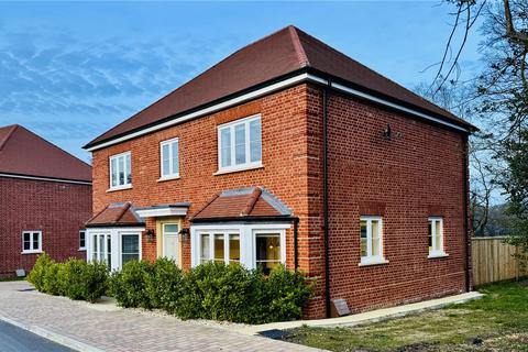 4 bedroom house to rent, Whistler Drive, Barnet, EN4