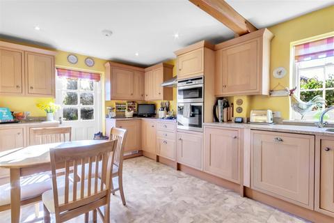 4 bedroom house for sale, Abbey Gate, Evesham