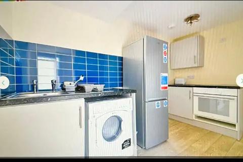 3 bedroom terraced house for sale, Napier Road, South Croydon, CR2