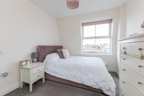 2 bedroom apartment for sale, Oldfield Road, Maidenhead SL6