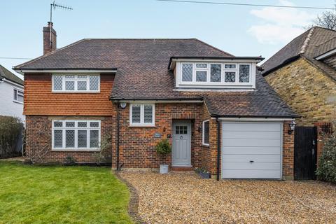 4 bedroom detached house for sale, Hare Hill Close, Woking GU22