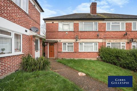 Meadway Gardens, Ruislip, HA4