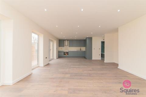 2 bedroom flat to rent, Flat 2 Rama Court, 114a Station Road, London N1 1QE