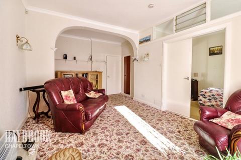 112 Elm Lane, Sheffield, S5 7TW