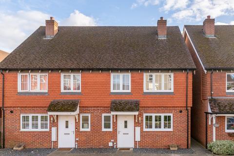 4 bedroom semi-detached house for sale, Burgess Road, Horley, Surrey, RH6