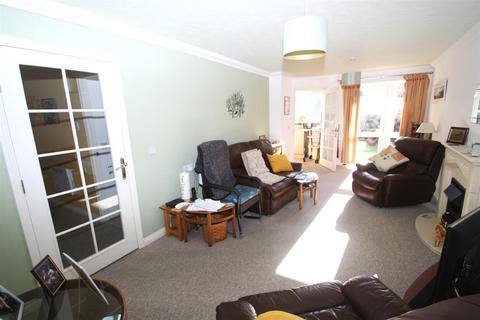 2 bedroom retirement property for sale, Bolsover Road, Worthing