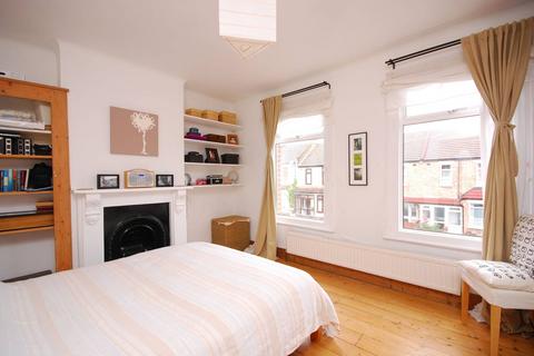 2 bedroom terraced house to rent, Lilian Road, Streatham Vale, London, SW16