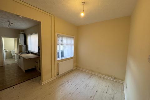 3 bedroom end of terrace house to rent, Fidler Street, St. Helens, Liverpool, WA10