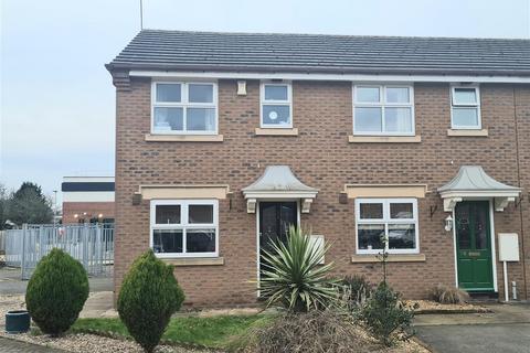 2 bedroom end of terrace house to rent, Phoenix Close, Rugeley, Staffordshire