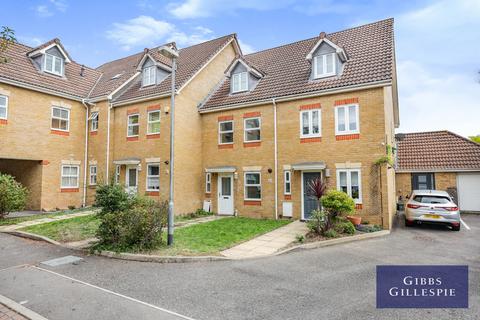undefined, Arklay Close, Uxbridge, UB8