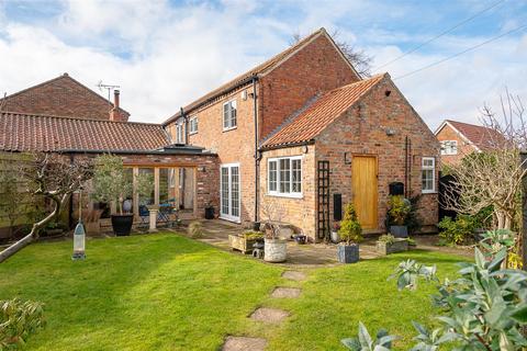 3 bedroom barn conversion for sale, North Lane, Wheldrake, York, YO19 6BL