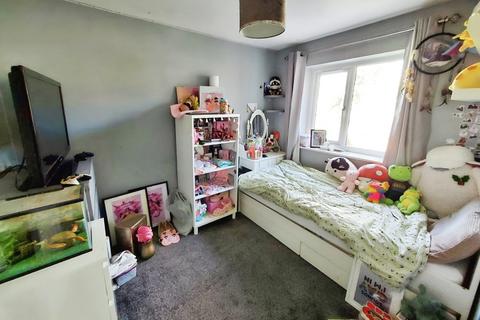 3 bedroom semi-detached house for sale, Princeton Close, Salford, M6