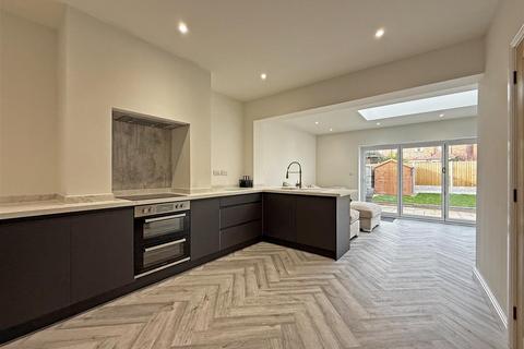 3 bedroom semi-detached house for sale, Copthorne Drive, Shrewsbury