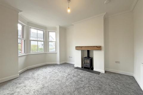 3 bedroom semi-detached house for sale, Copthorne Drive, Shrewsbury